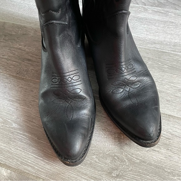 Black Leather Western Boots - Picture 12 of 15